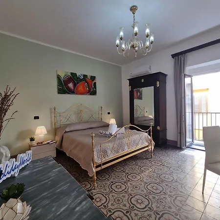 Donna Emma By World Carini